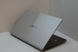 Ноутбук ASUS Laptop (F509JB-EJ131)