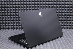 Ноутбук Acer Nitro V15 ANV15-41-R70B