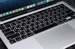 Ноутбук Apple Macbook PRO 13 M1 (2020 год)