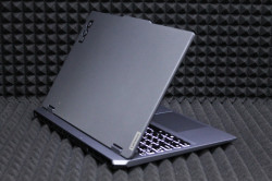 Ноутбук Lenovo LOQ 15IAX9E