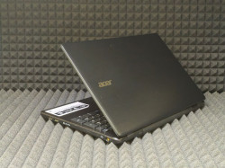 Ноутбук Acer E5-571G-37JX
