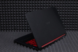 Ноутбук Acer Nitro 5 AN515-52-56Z7