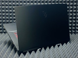 Ноутбук MSI Katana 17 GF76 11SC-483XRU