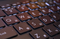 Ноутбукт Asus Vivobook Oled Go 15