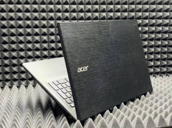 Ноутбук Acer E5-573G-35VR