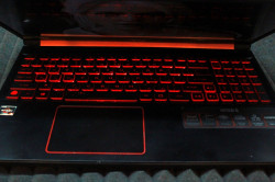 Ноутбук Acer nitro 5 AN515-43-R45P