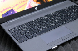Ноутбук HP Laptop 15-gw0040ur