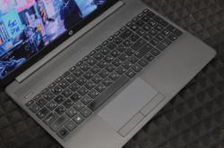 Ноутбук HP 15-dw1034ur
