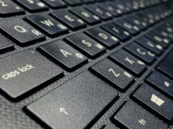 Ноутбук HP 15-bw006ur