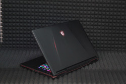 Ноутбук MSI GL73 9SDK-408RU