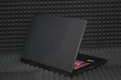 Ноутбук MSI Katana 17 B12V