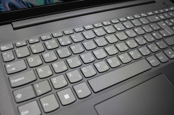 Ноутбук Lenovo V15 G2 ALC 82KD001EAK