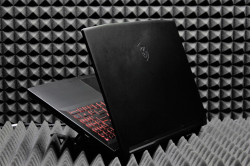 Ноутбук MSI Katana GF66 11UE-408XRU