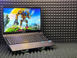 Ноутбук Samsung NP300E5C1