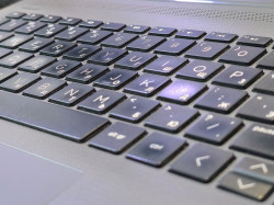 Ноутбук HP 250 G71