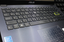 Ноутбук ASUS R429MA-EB642T