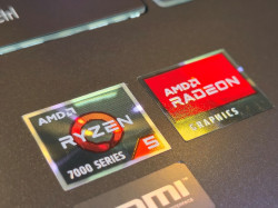 Ноутбук MSI Moder 15 B7M-244RU-CBAR530
