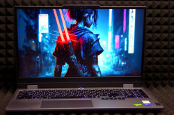 Ноутбук Lenovo 15 LOQ 15IAX9