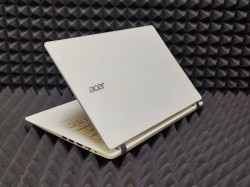 Ноутбук Acer V3-331-P9J6