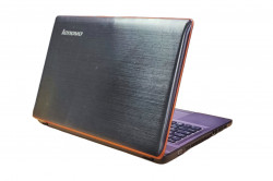 Ноутбук Lenovo IdeaPad Y570 i7-2630QM/GT 555M/8/256