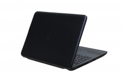 Ноутбук HP 15-AY02-8UR