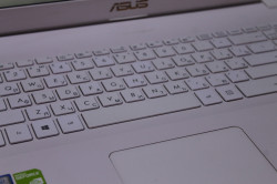 Ноутбук Asus X705UB-BX230T