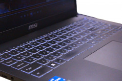 MSI Modern15 B12M-211RU-BB31215U