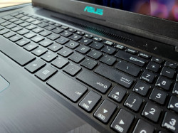 Asus YX570ZD2500.