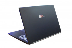 MSI Modern 15 B12M-213XRU