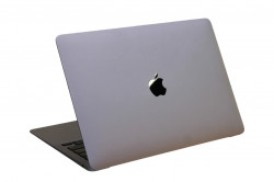Ноутбук Apple MacBook Air 13/ Retina /A2179 /2020
