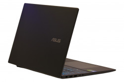 Ноутбук игровой ASUS V16 V3607VM-RP058