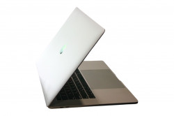 Apple MacBook pro A1990