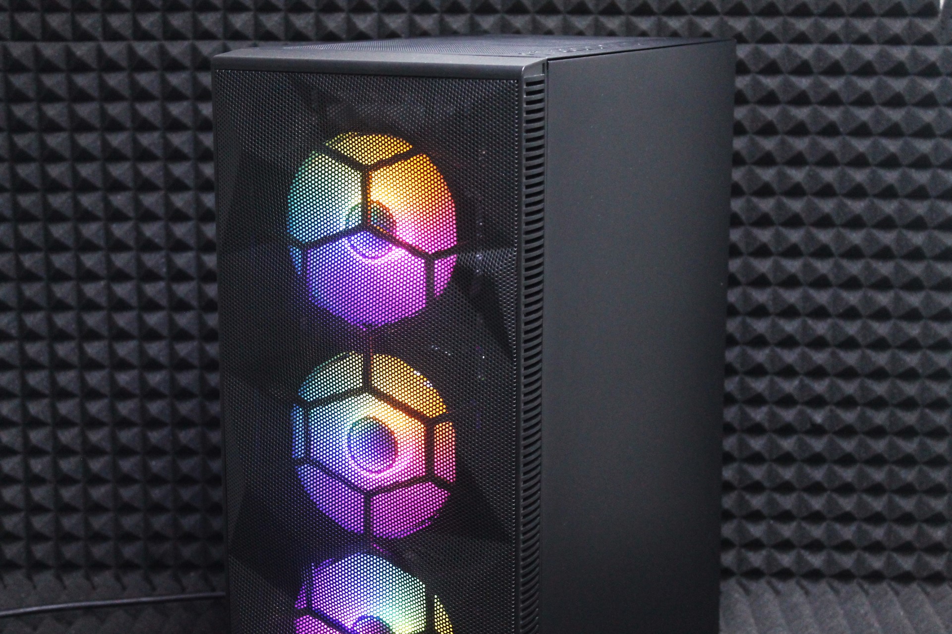 Системный блок Montech BackRhomb 2