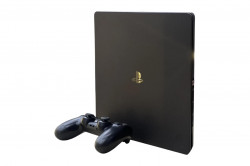 Sony Playstation 4 Slim