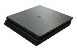 Игровая приставка Sony PlayStation 4 + геймпад