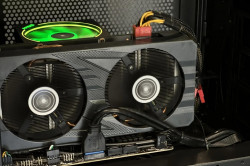 Игровой ПК Ryzen 7-2700/16GB/SSD256/RTX 3060М