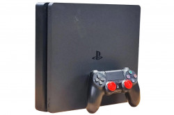 Приставка Sony PlayStation 4 Slim 1 геймпад