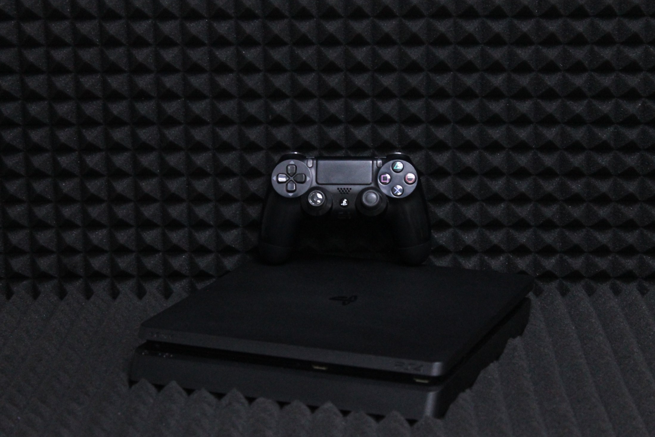 Игровая консоль Sony PlayStation 4 Slim 1TB/8 игр